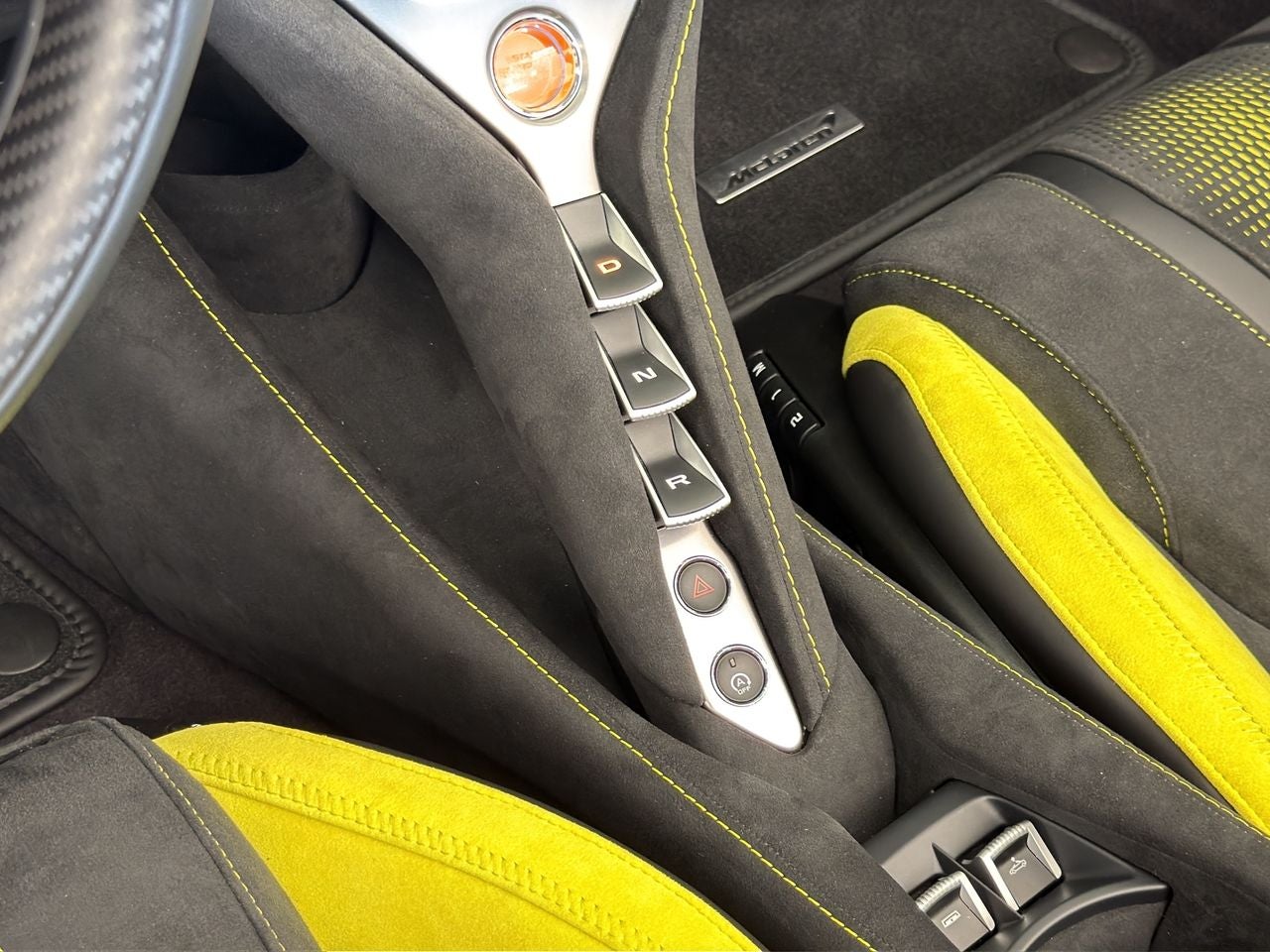 2025 McLaren 750S Spider