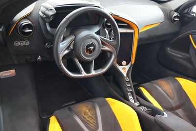2025 McLaren 750S Spider
