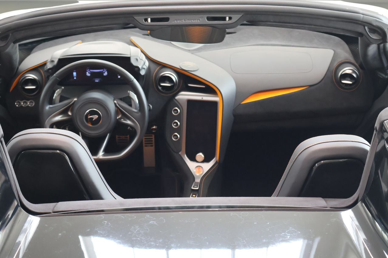 2025 McLaren 750S Spider