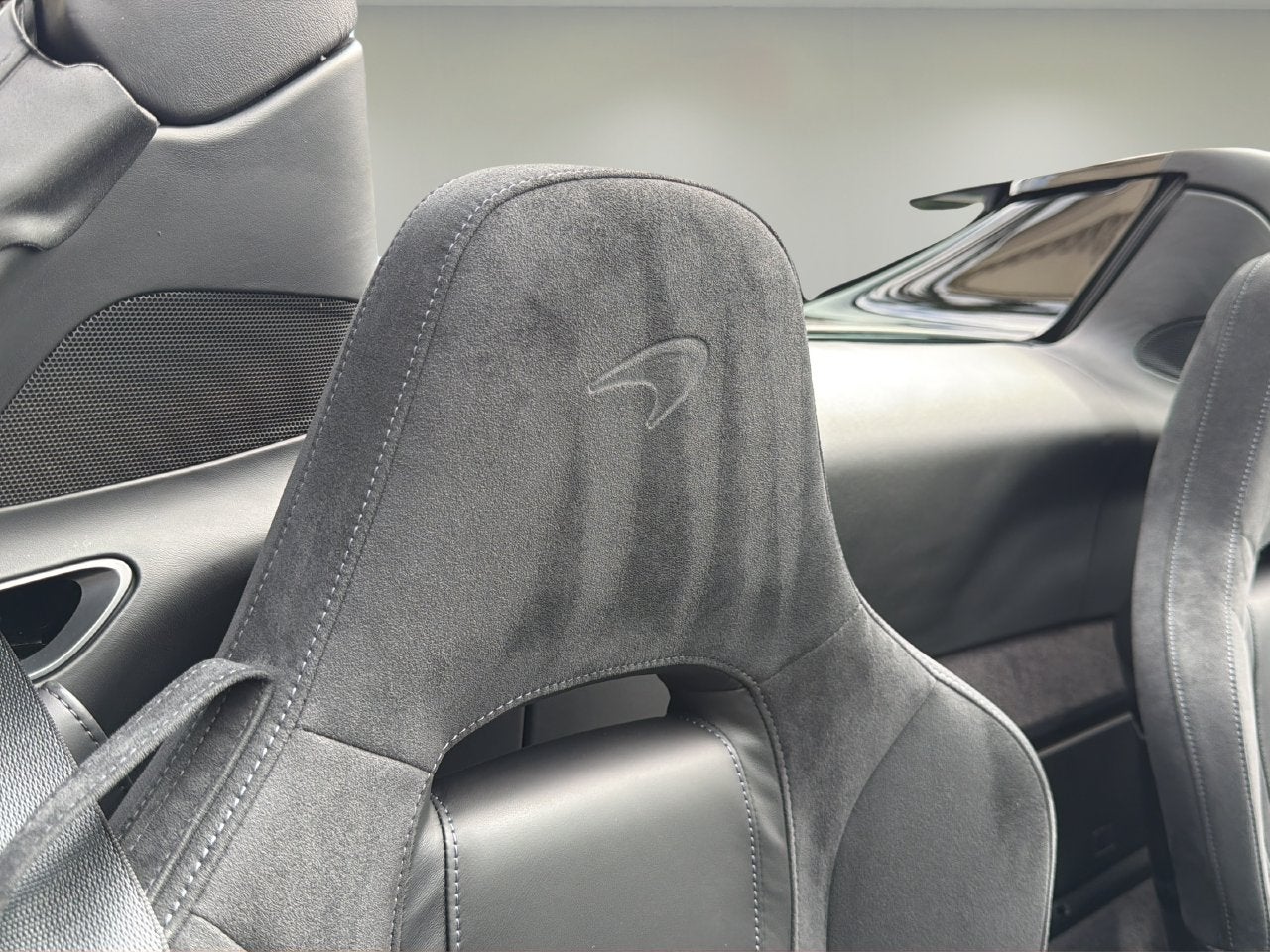 2022 McLaren 720S Base