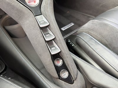2022 McLaren 720S Base