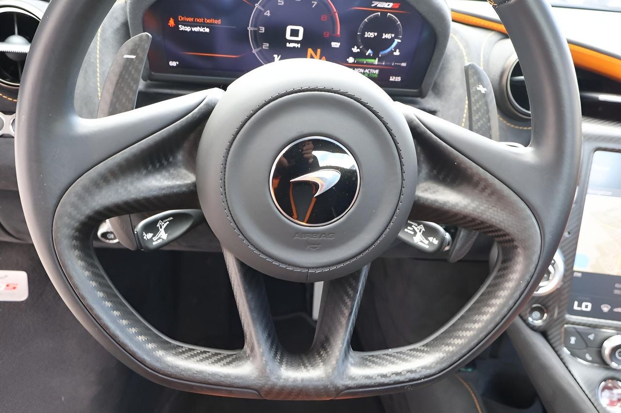 2022 McLaren 720S Performance