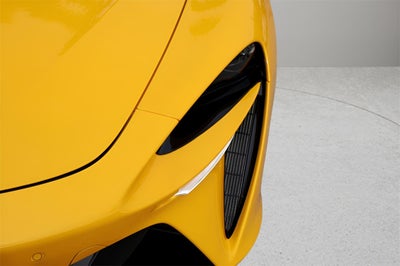 2026 McLaren Artura Base