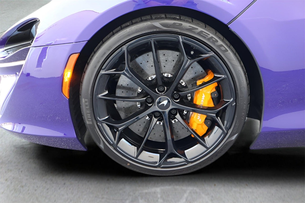 2026 McLaren Artura Base