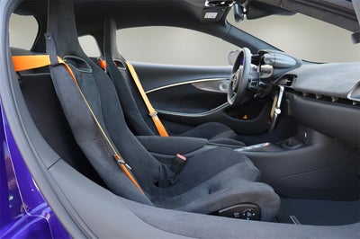 2026 McLaren Artura Base