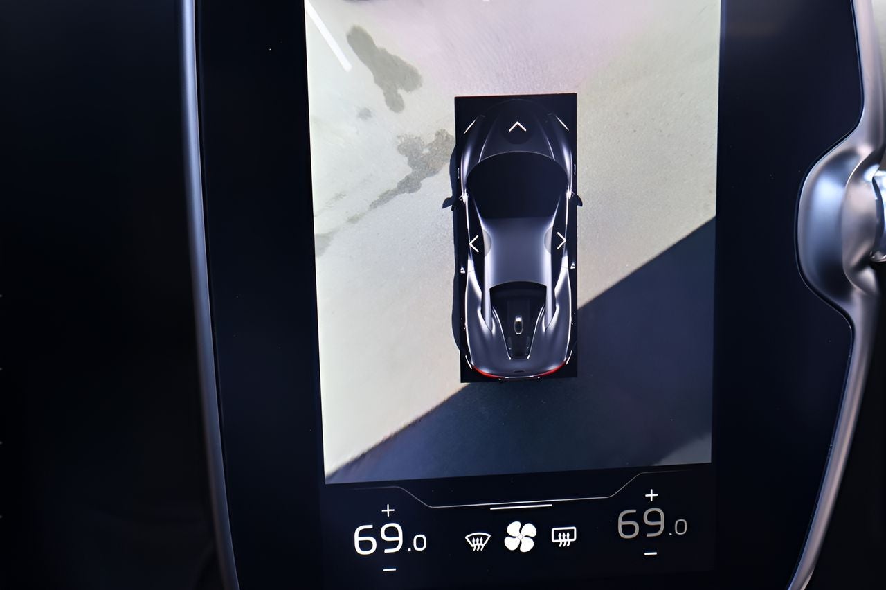 2026 McLaren Artura Base