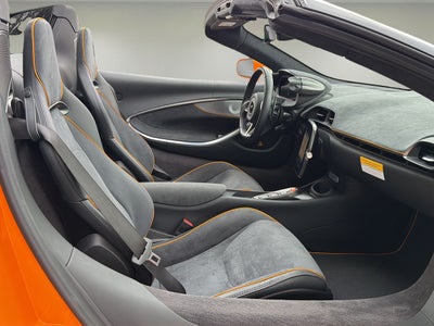 2026 McLaren Artura Base