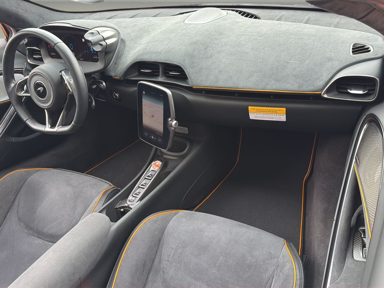 2026 McLaren Artura Base