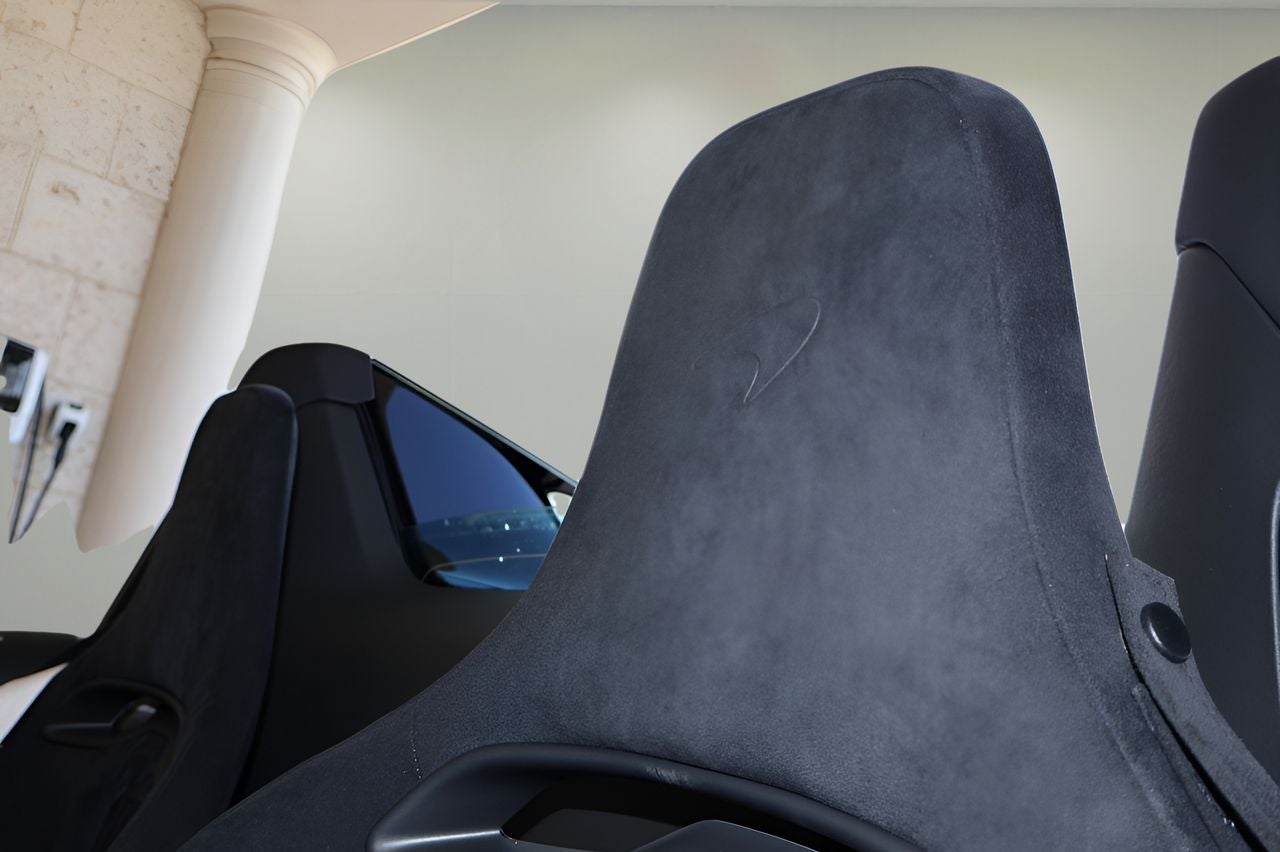 2026 McLaren Artura Base