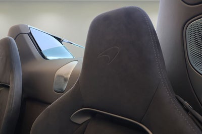 2026 McLaren Artura Base