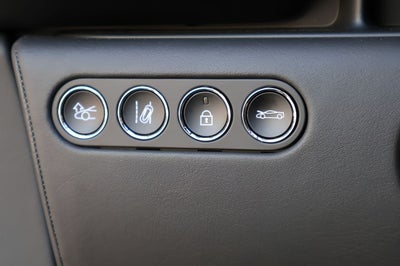 2026 McLaren Artura Base