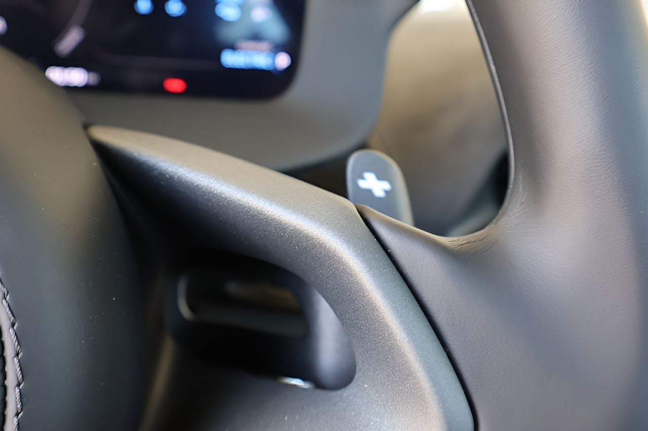 2026 McLaren Artura Base