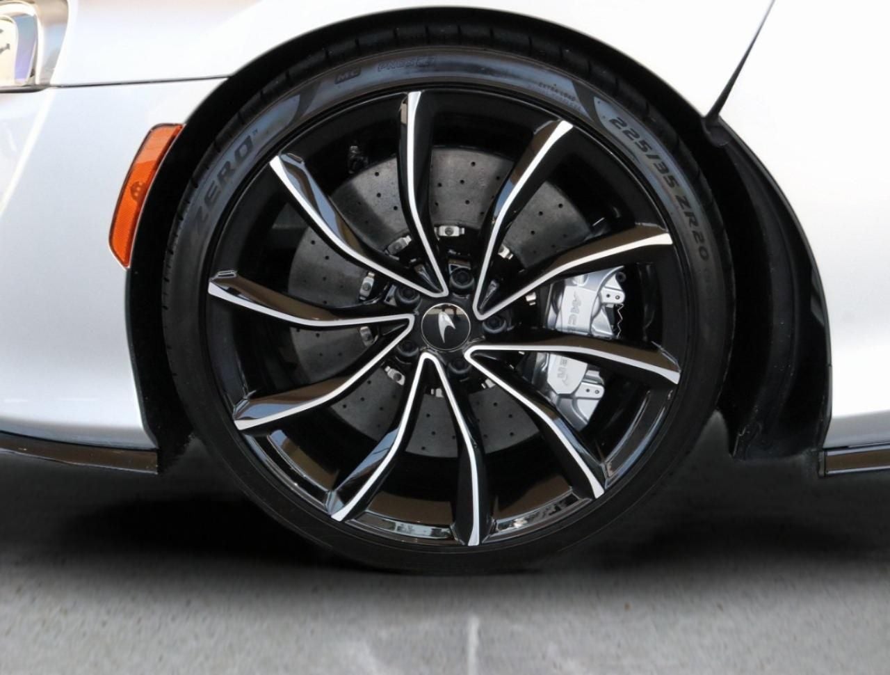 2025 McLaren GTS Coupe